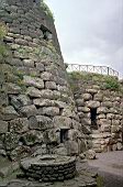 Nuraghe di Santu Antine 